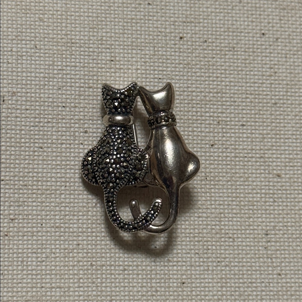 Sterling Silver 925 Marcasite Cat Duo Brooch - Picture 8 of 12